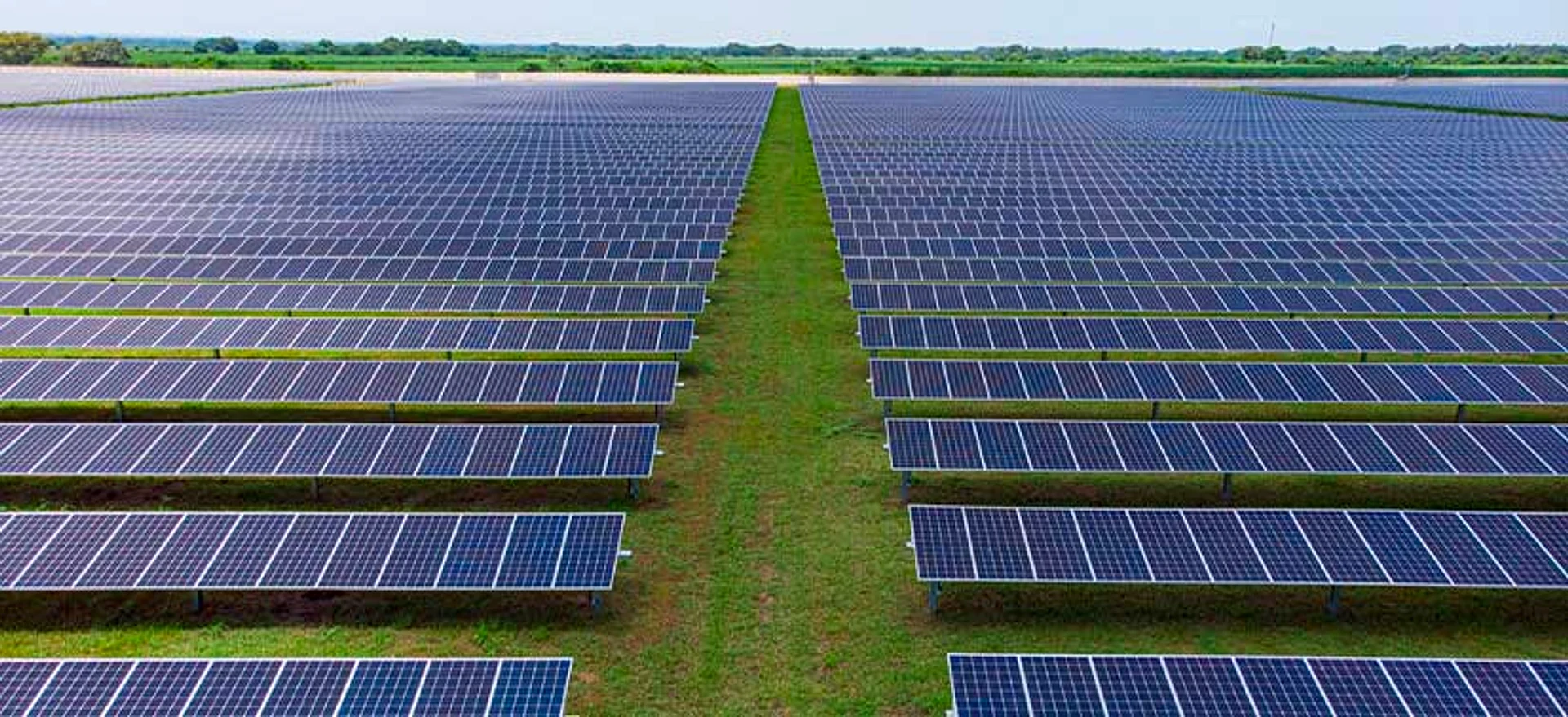 Instalação de usina solar fotovoltaica Teto Solar Energy